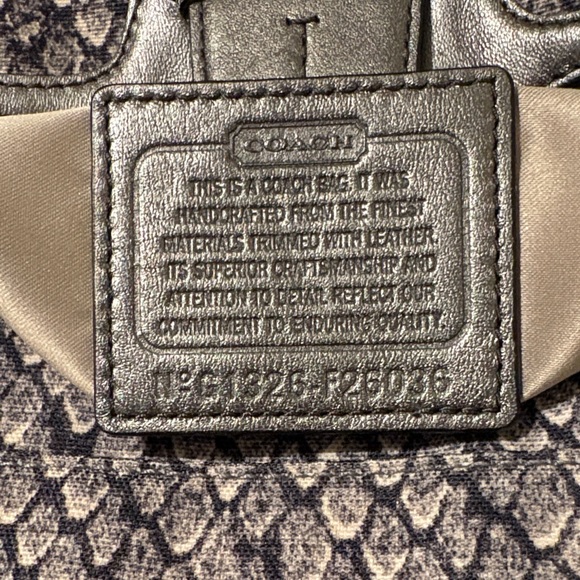 🐍 Coach Python Print Flap Crossbody Bag – Metallic Leather Trim - Picture 6 of 6